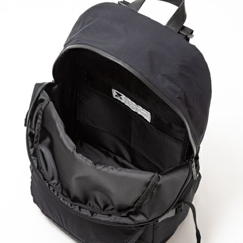 ゼファー セパレート デイパック ZEPHYR SEPARATE DAYPACK バックパック ブラック 3122-10112 |  アウトドア・キャンプ専門店 YOCABITO ONLINESTORE