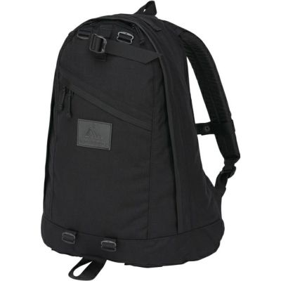 デイパック DAY PACK リュックサック | クイックキャンプ