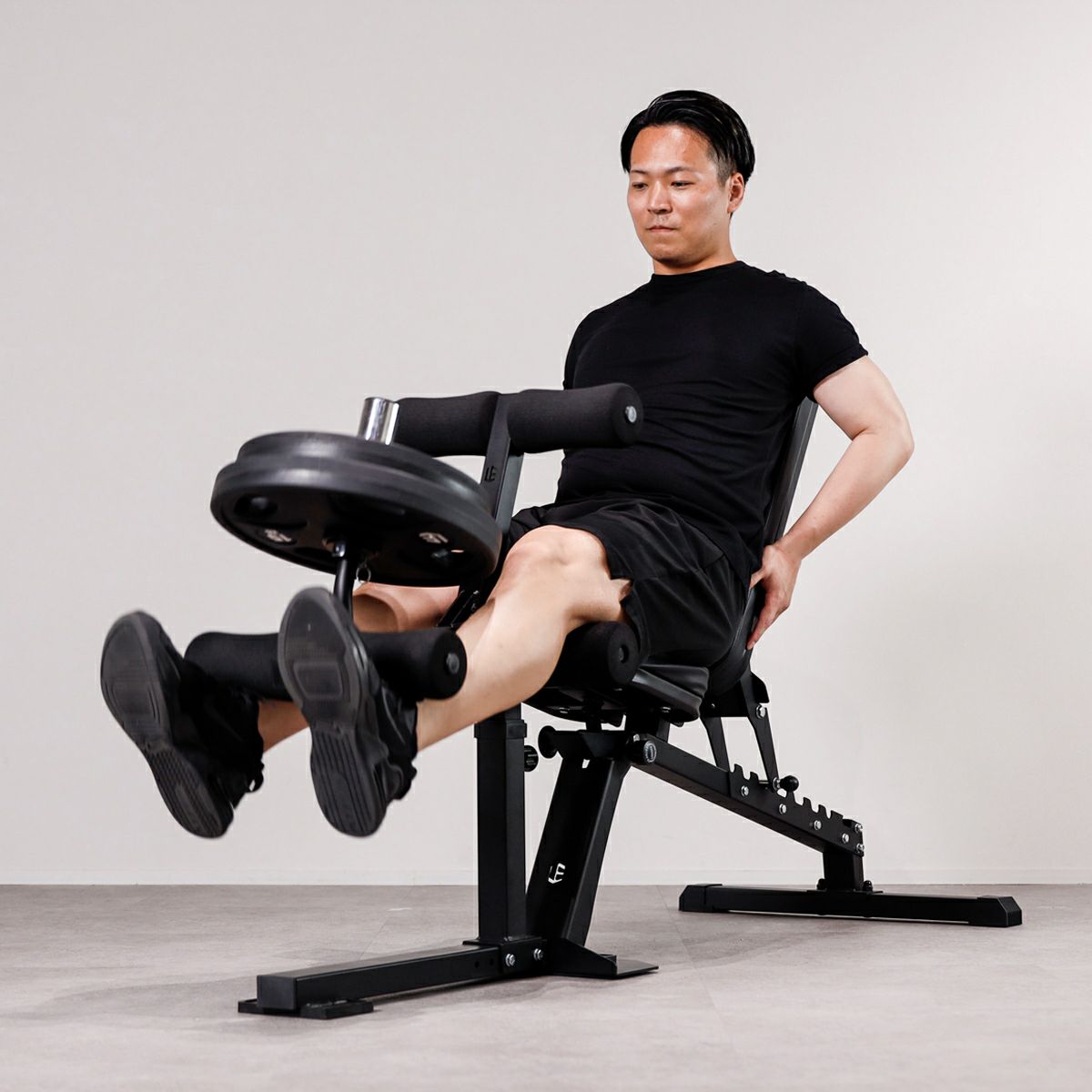 いつものベンチで始める本格レッグエクステンションの通販 | スポーツ